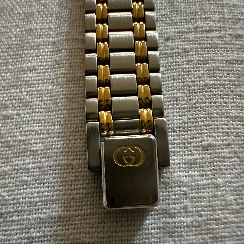 Gucci Vintage 2 toned Gold and Stainless steel watch - excellent condition - Picture 7 of 8